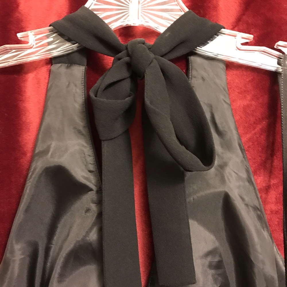⭐️3 for $29 VTG Jones NY Sexy Halter Black Midi Dress NWT - Picture 7 of 7
